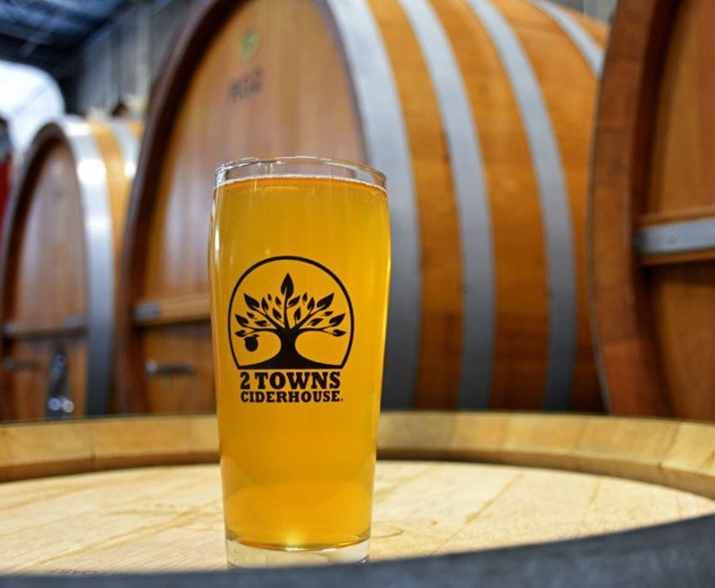 2 Towns Ciderhouse brewery from United States