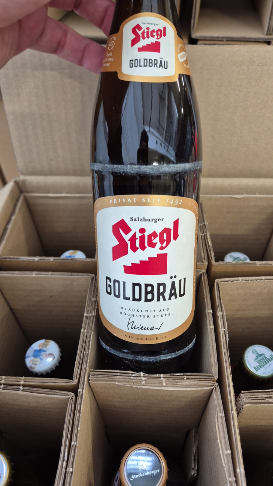 Probierset mit 12 Bieren aus Deutschland & Österreich