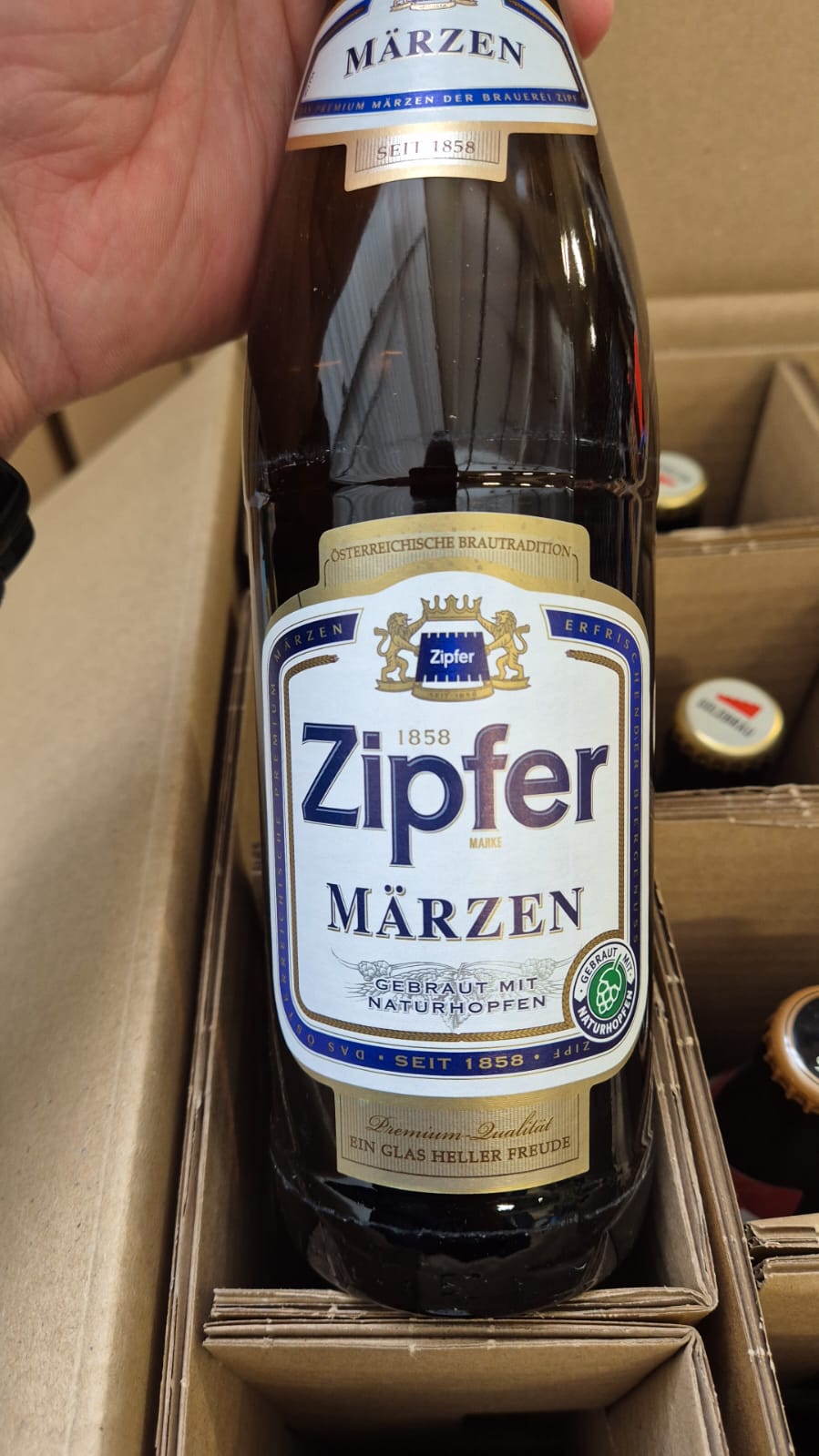 Probierset mit 12 Bieren aus Deutschland & Österreich