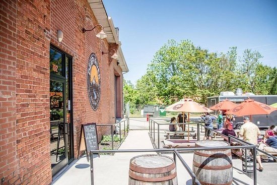Deep River Brewing Brauerei aus Vereinigte Staaten