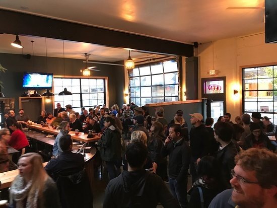 Loowit Brewing Company Brauerei aus Vereinigte Staaten