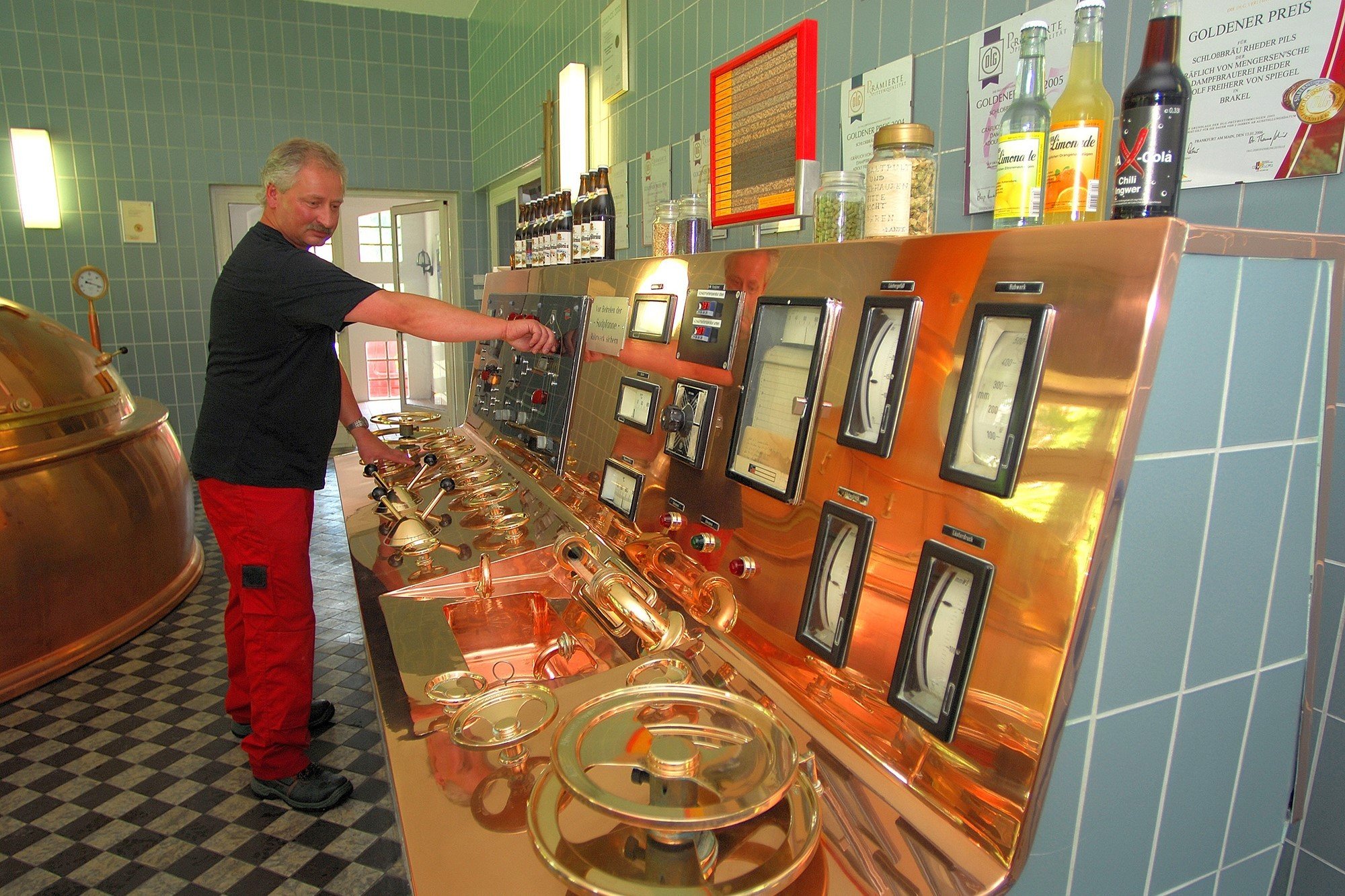Schloßbrauerei Rheder Brauerei aus Deutschland